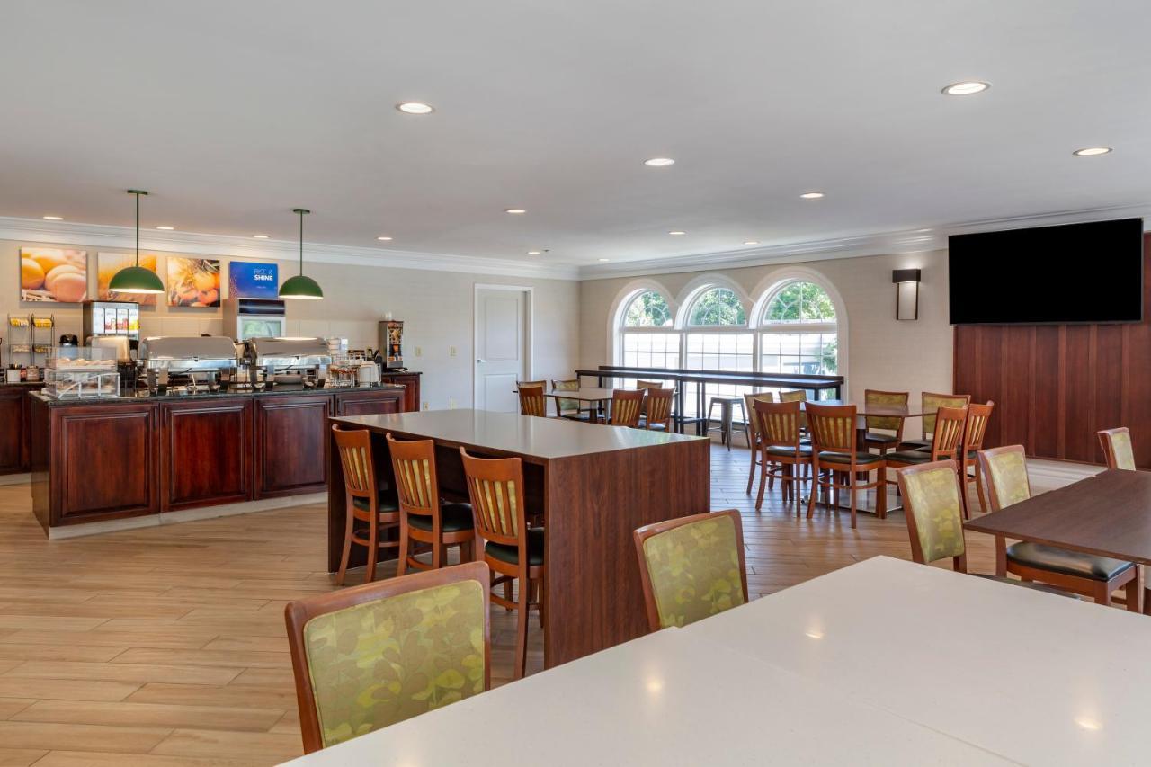 Comfort Inn & Suites East Greenbush - Albany Extérieur photo